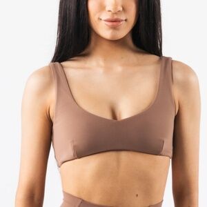 Alphalete Aura sculpt bra in size small oak